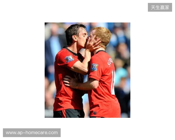 内维尔：切尔西实力能进欧冠区，但与争冠球队差距明显