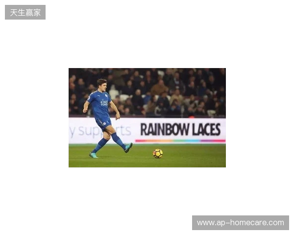 多古：球队本赛季凝聚力更强了，我已经很好地适应了英超联赛