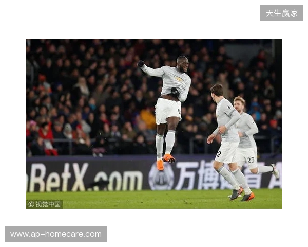 记者:18岁前锋莱西未入选曼联本场名单,阿莫林决定征召舍什科 记者:18岁前锋莱西未入选曼联本场名单,阿莫林决定征召舍什科