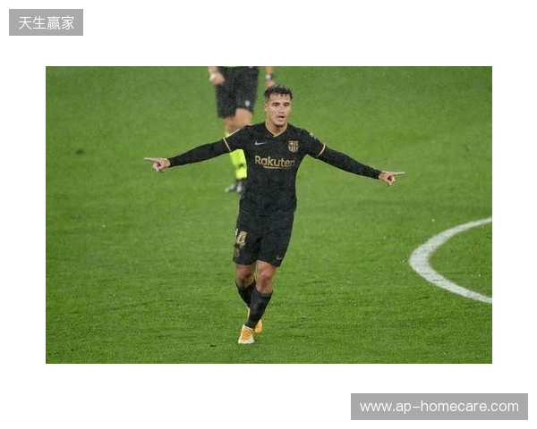 巴萨官方：莱万左眼眶骨折，将缺席对阵马竞的比赛