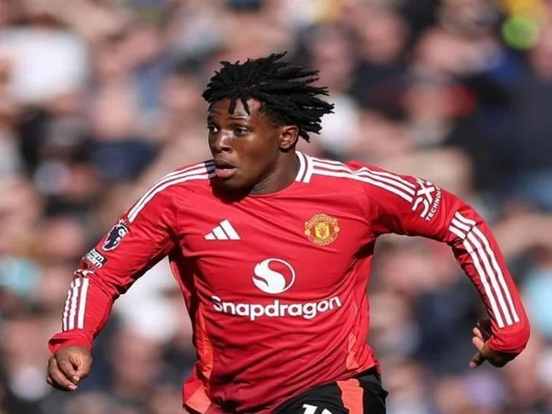 多古：球队本赛季凝聚力更强了，我已经很好地适应了英超联赛